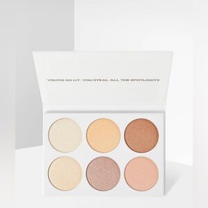 Bh cosmetics spotlight & highlight palette